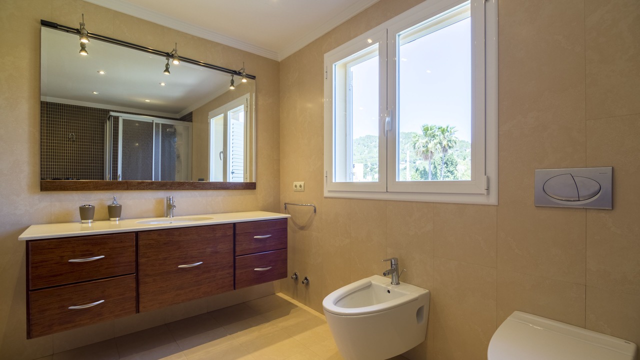 Photo of Bathroom in Sant Josep de sa Talaia