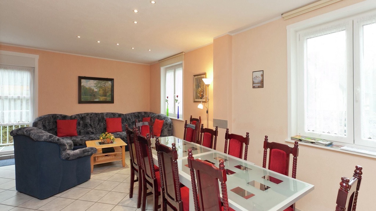 Photo of Livingroom in Elend