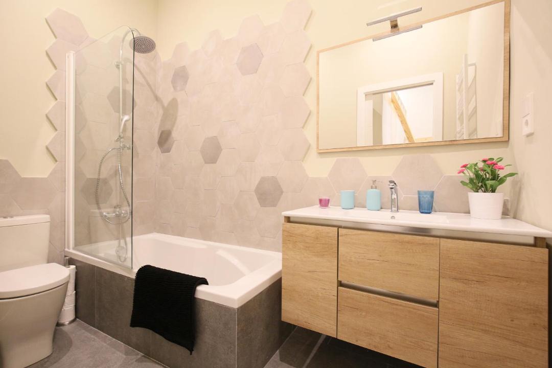 Photo of Bathroom in Embajadores