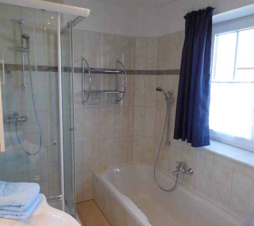 Photo of Bathroom in Tinnum