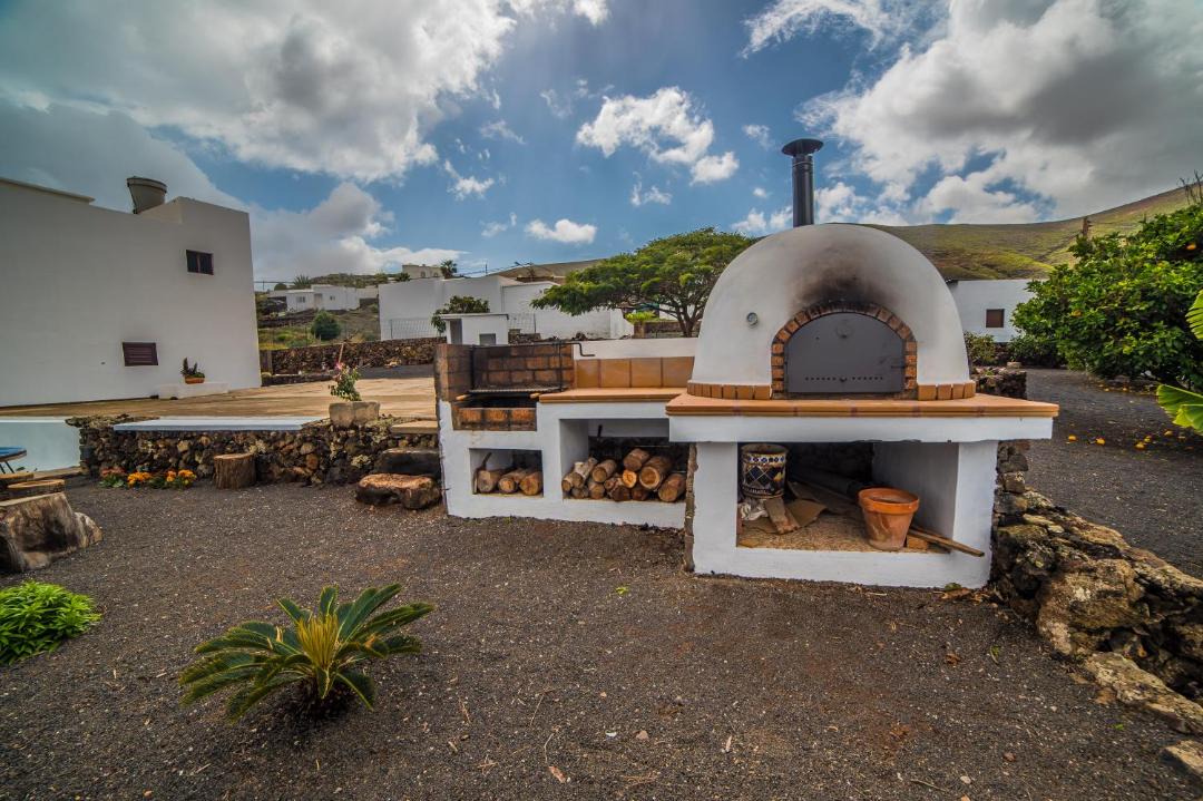 Photo of Buildings in Tabayesco