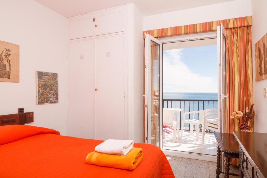 Photo of Bedroom in Nerja City Centre