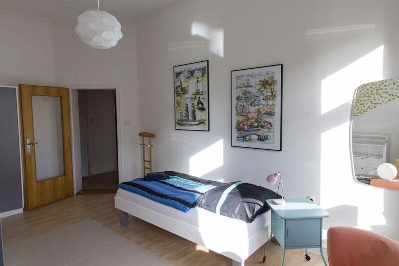 Photo of Bedroom in Russee - Hammer