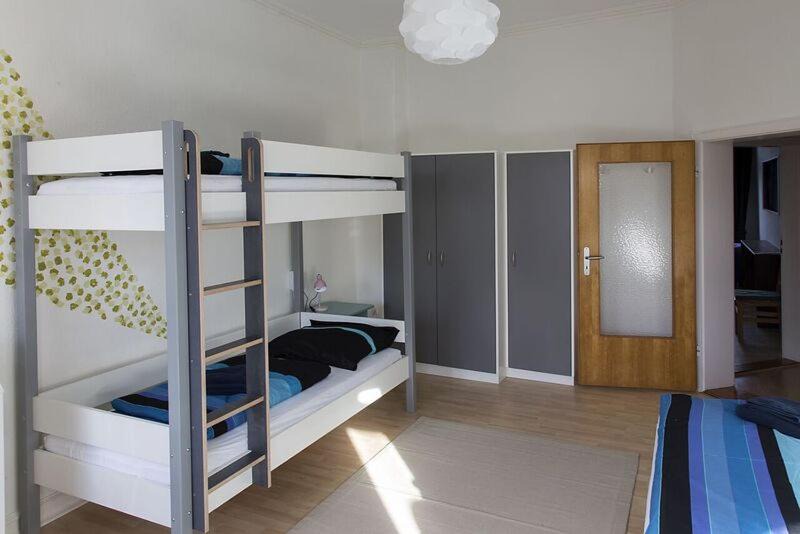 Photo of Bedroom in Russee - Hammer