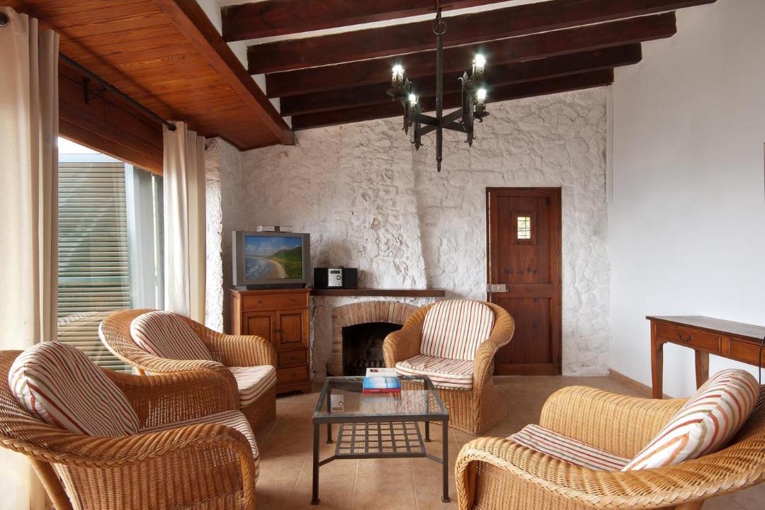 Photo of Livingroom in Deia