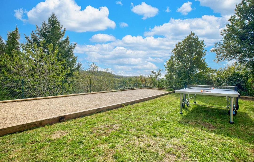 Photo of Outdoor in Beauregard-de-Terrasson