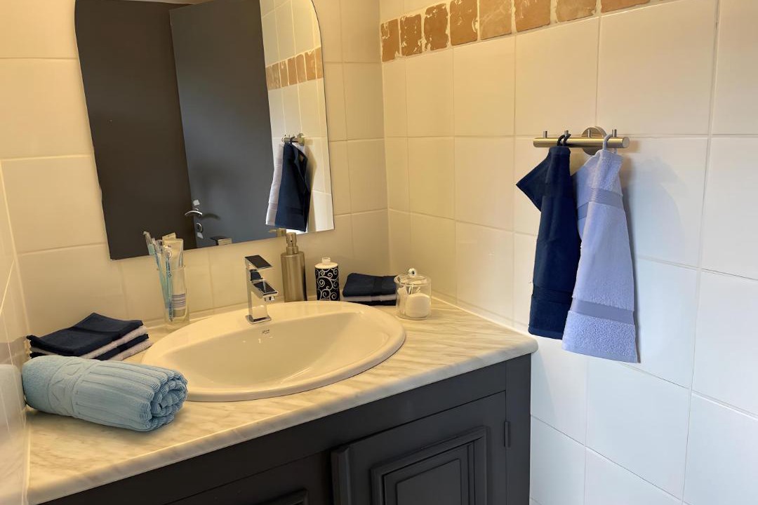 Photo of Bathroom in Barjac
