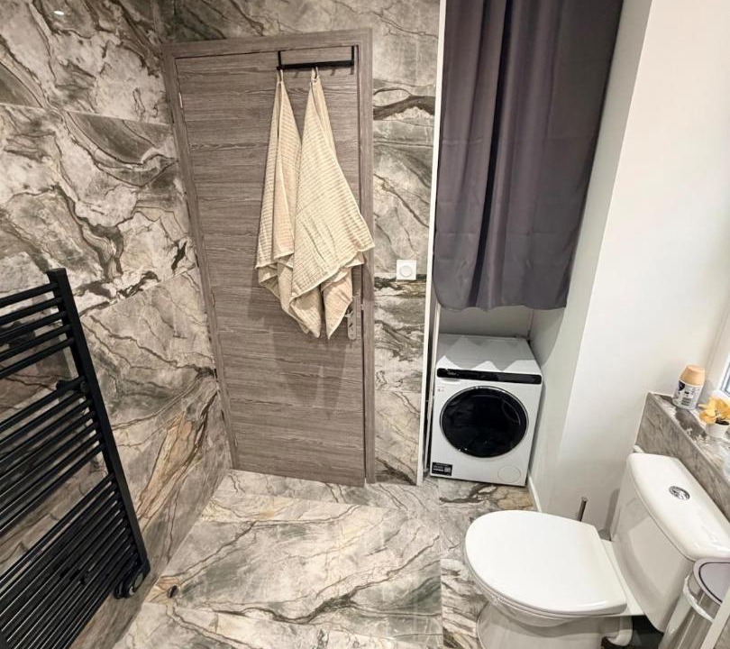 Photo of Bathroom in Millau