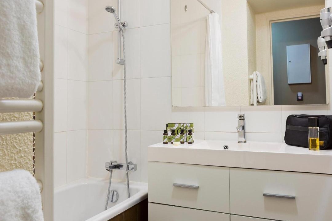 Photo of Bathroom in Ferney-Voltaire