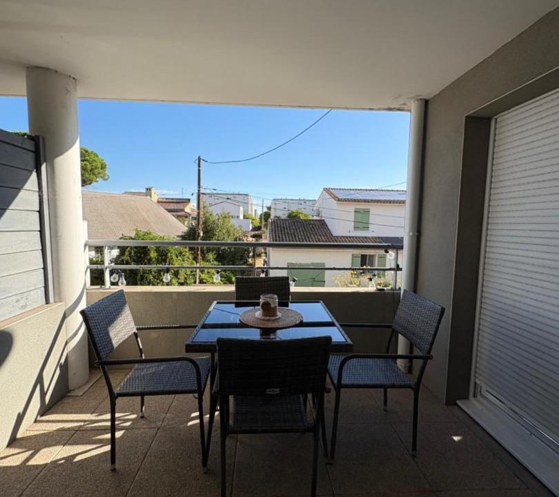 Photo of Patio Balcony in Port-Saint-Louis-du-Rhone