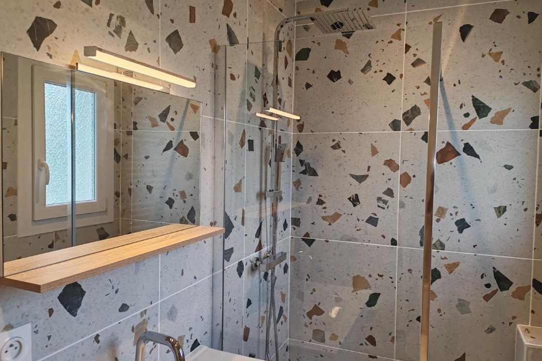 Photo of Bathroom in Saint-Maur