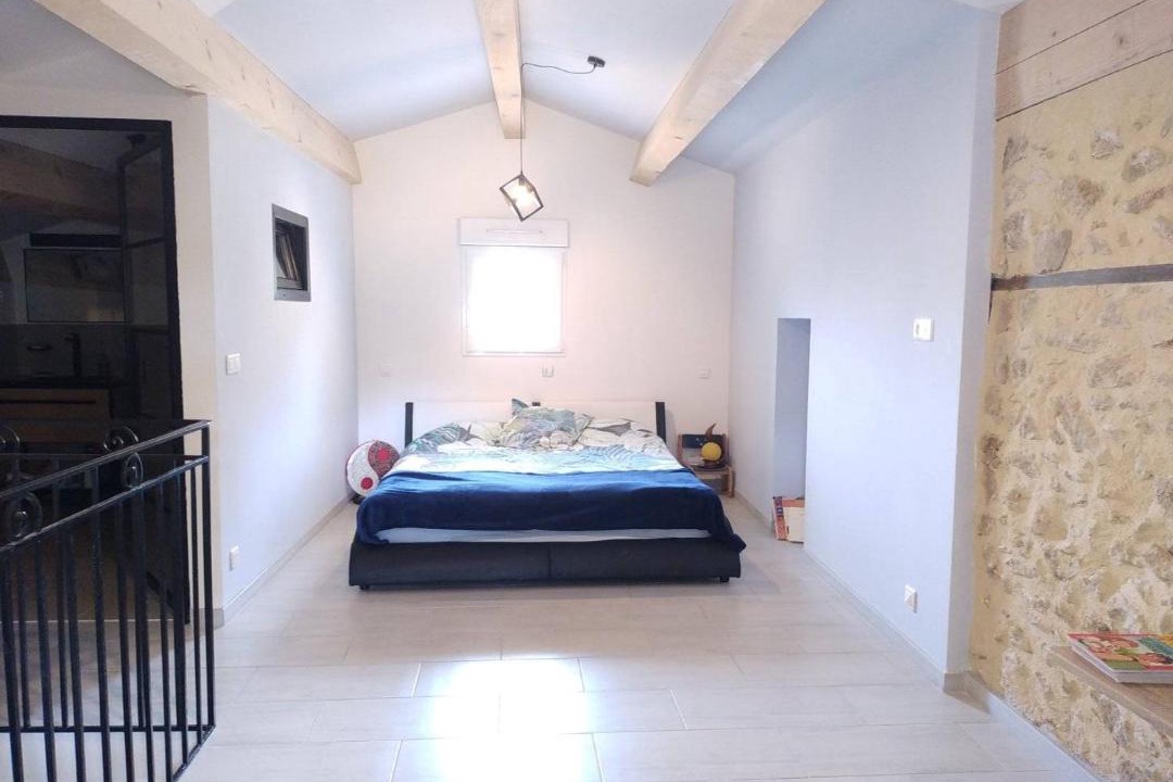 Photo of Bedroom in Lambesc