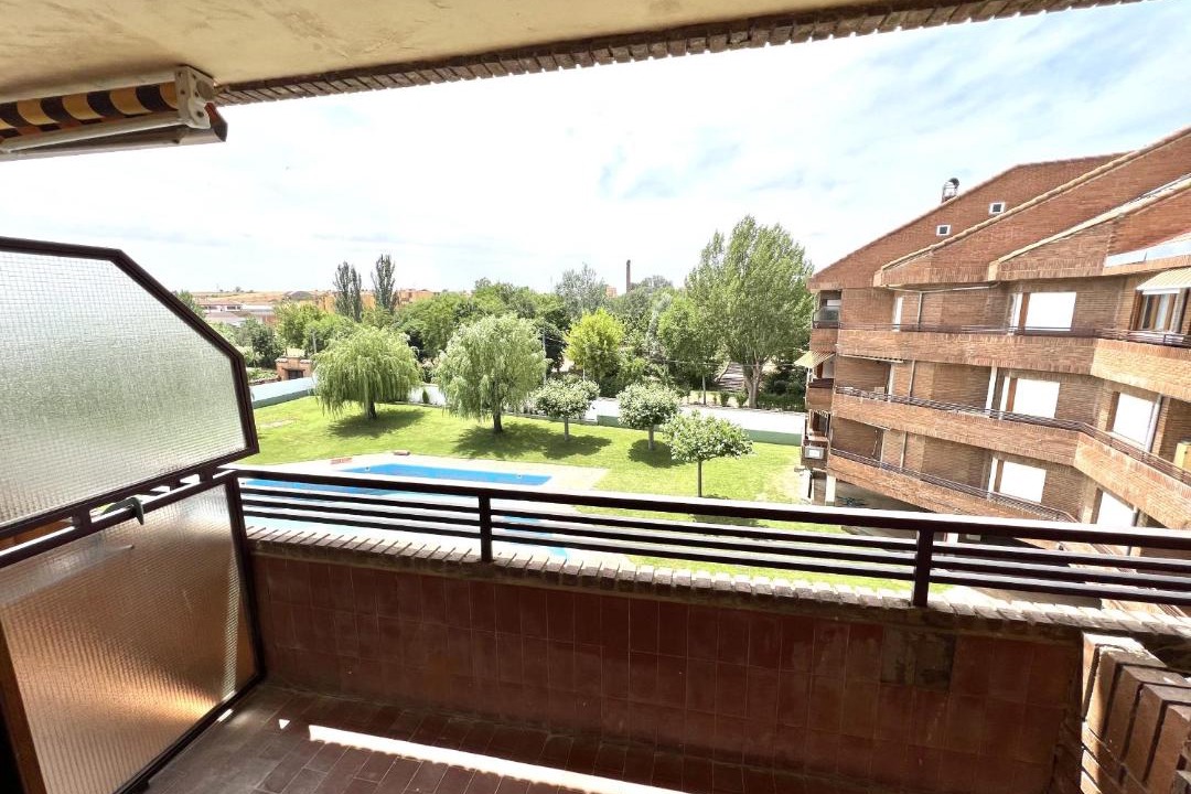 Photo of Patio Balcony in Villamanan