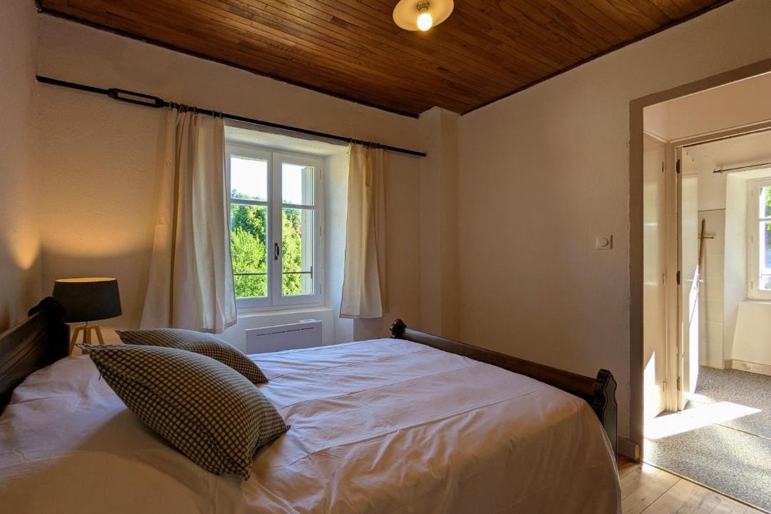 Photo of Bedroom in Saint-Arcons-de-Barges