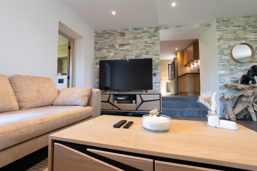 Photo of Livingroom in Chanaz