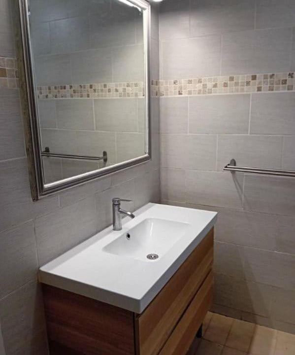 Photo of Bathroom in Morieres-les-Avignon