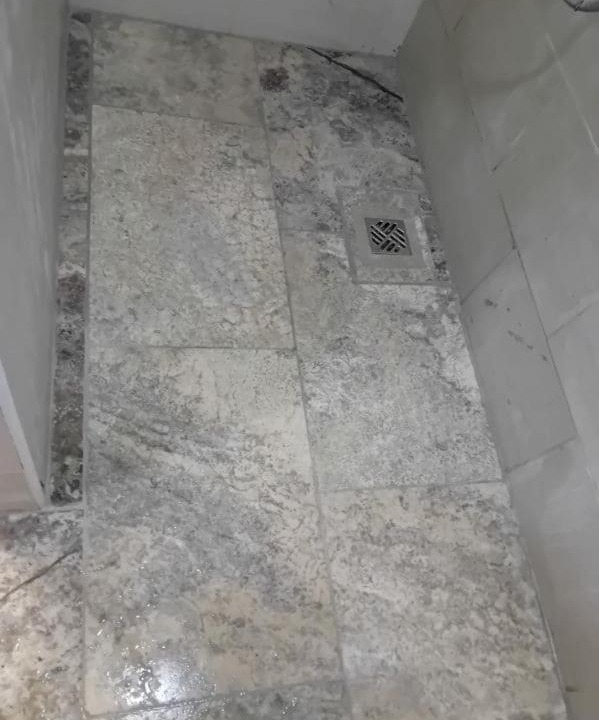 Photo of Bathroom in Morieres-les-Avignon
