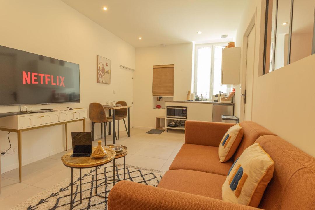 Photo of Livingroom in Quartier Administrations