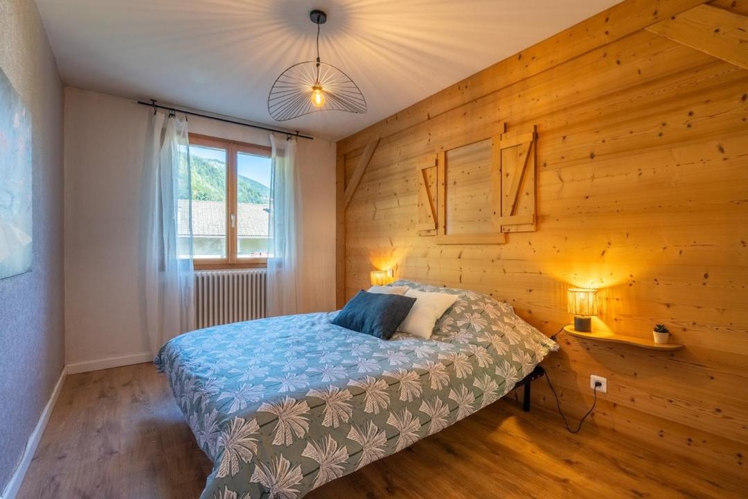 Photo of Bedroom in Thones