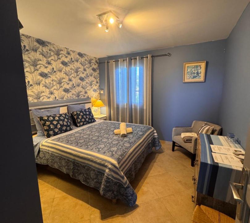 Photo of Bedroom in Plan-d'Orgon