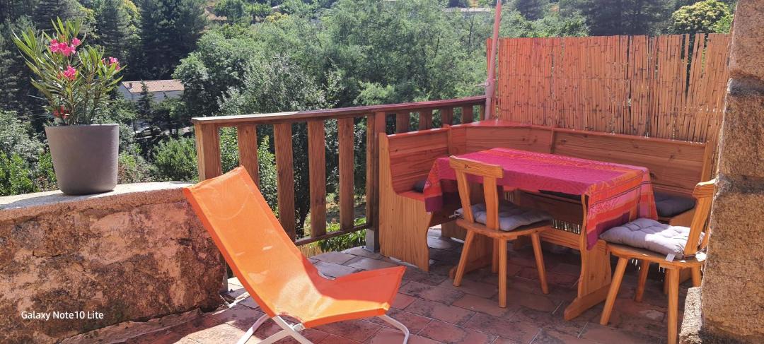 Photo of Patio Balcony in Blaunac