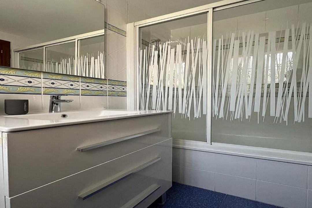 Photo of Bathroom in Mogro