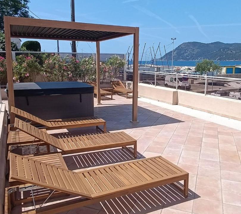 Photo of Patio Balcony in Les Sablettes