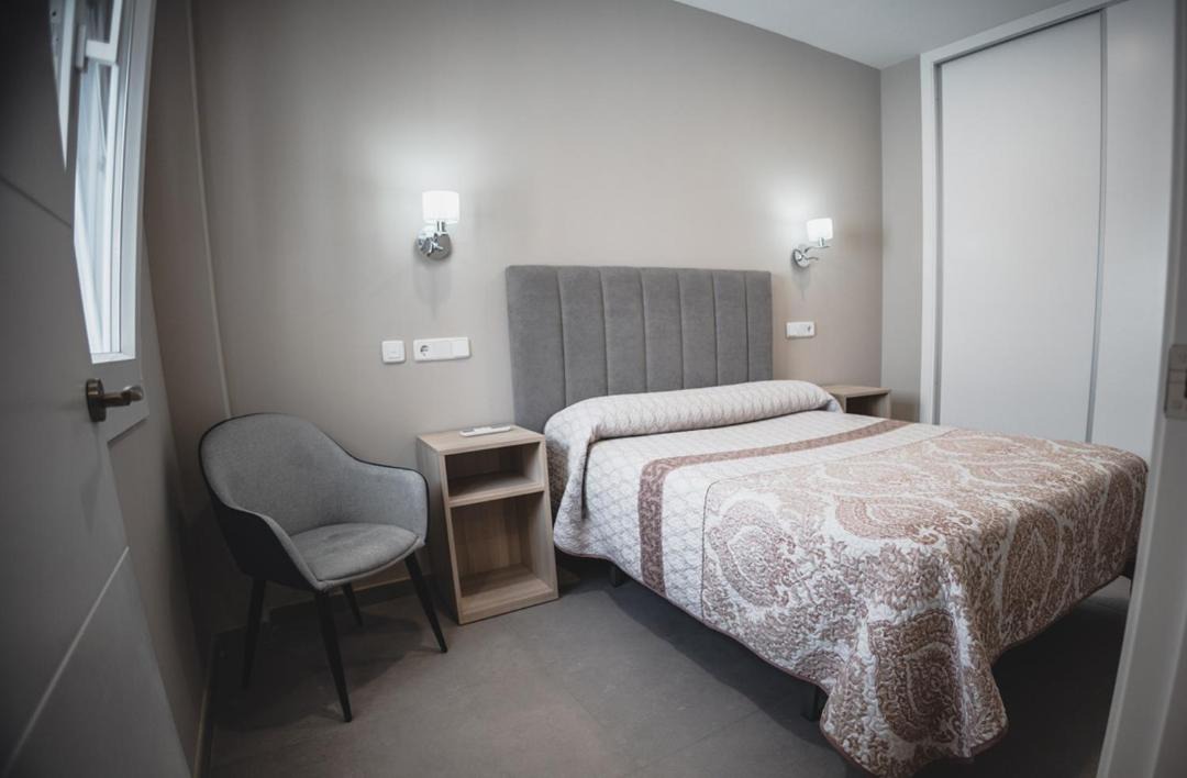 Photo of Bedroom in Orellana la Vieja