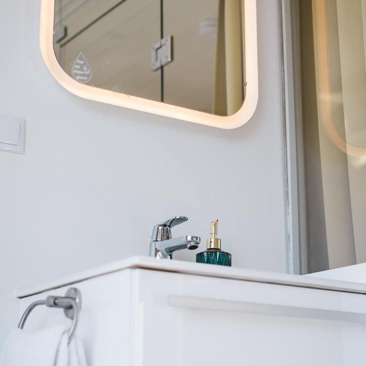 Photo of Bathroom in Parey