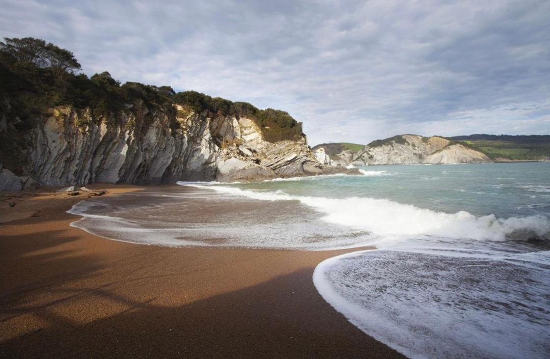 Photo of Others in Barrika