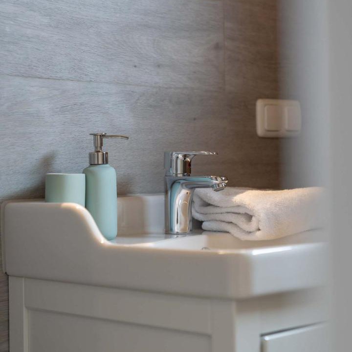 Photo of Bathroom in Parey