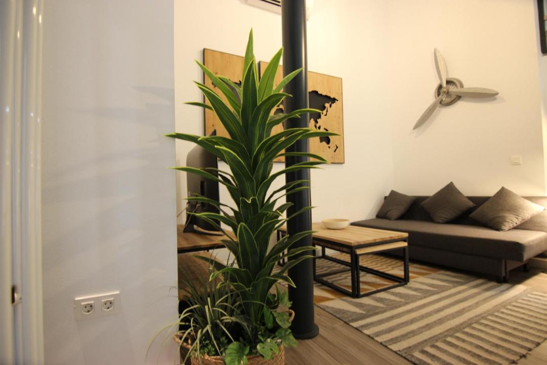 Photo of Livingroom in Alameda