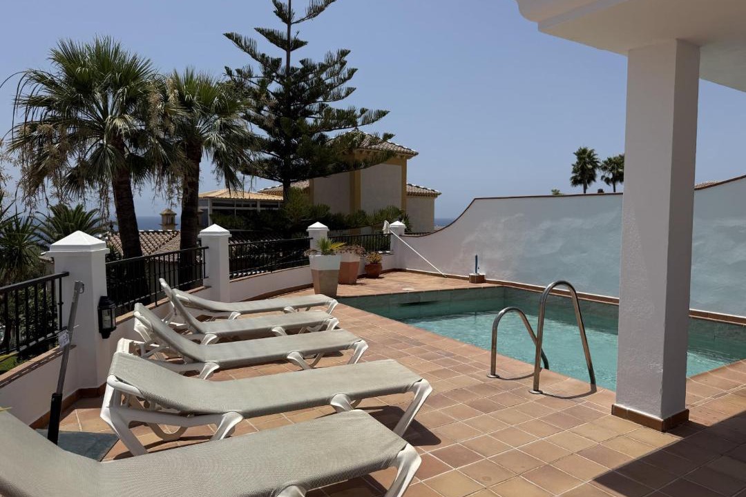 Photo of Patio Balcony in Chimenea