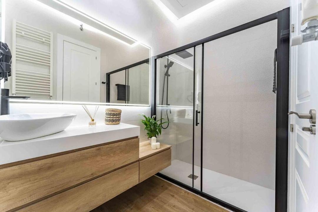 Photo of Bathroom in Embajadores