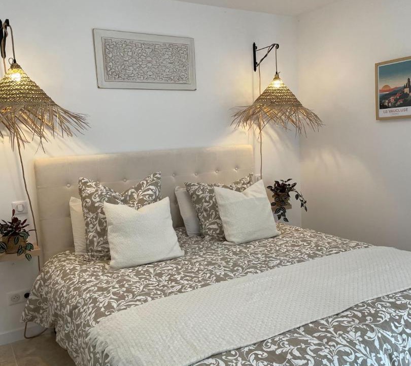 Photo of Bedroom in Menerbes