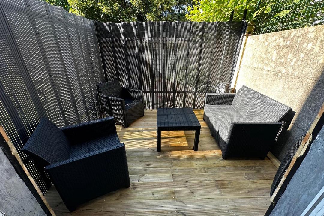 Photo of Patio Balcony in Lens