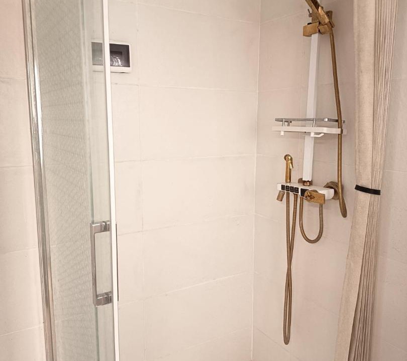 Photo of Bathroom in Aiora