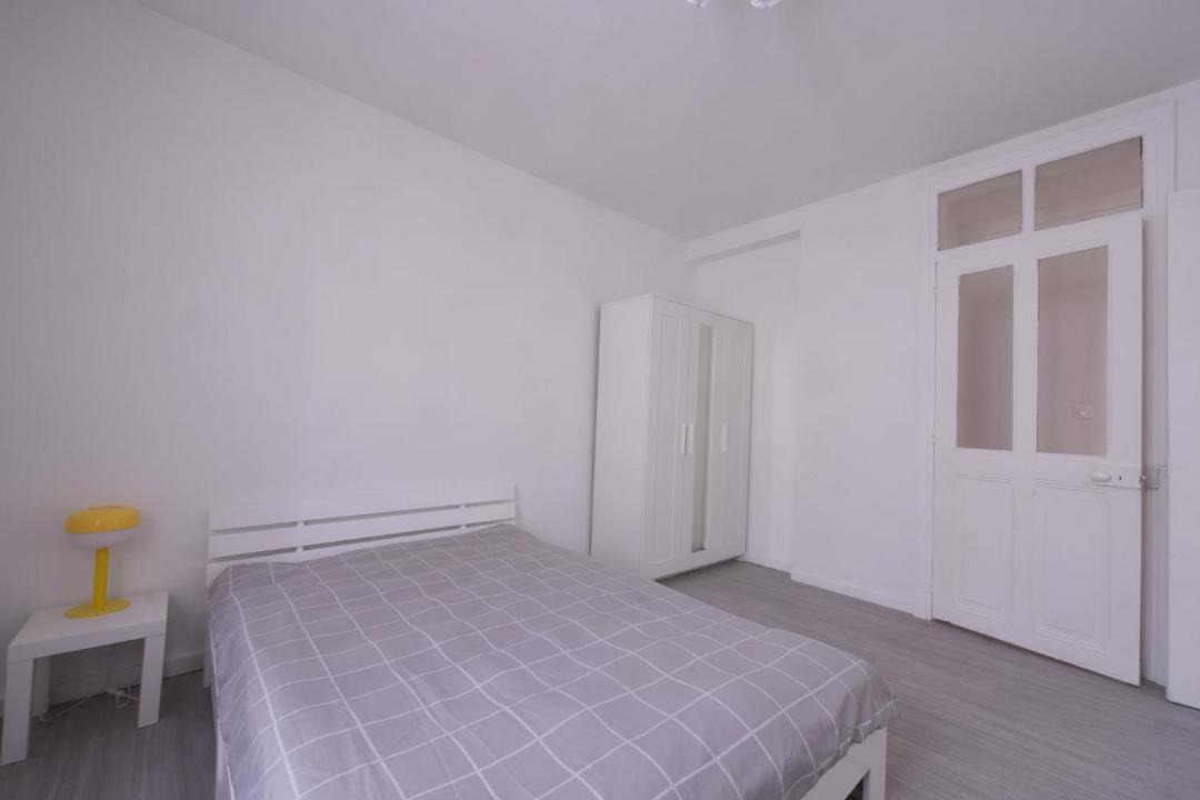 Photo of Bedroom in Bellegarde-sur-Valserine