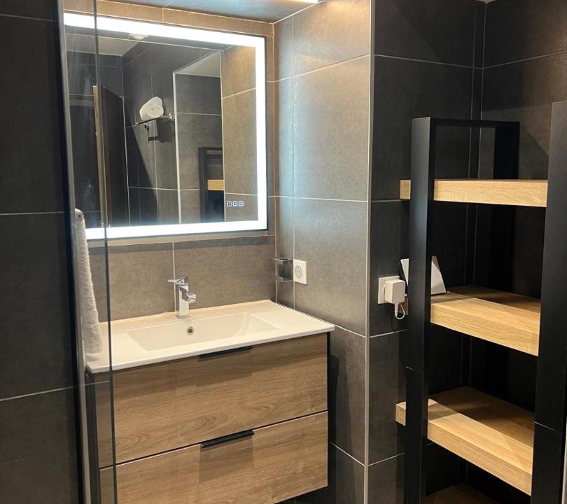 Photo of Bathroom in La Celle-sous-Gouzon