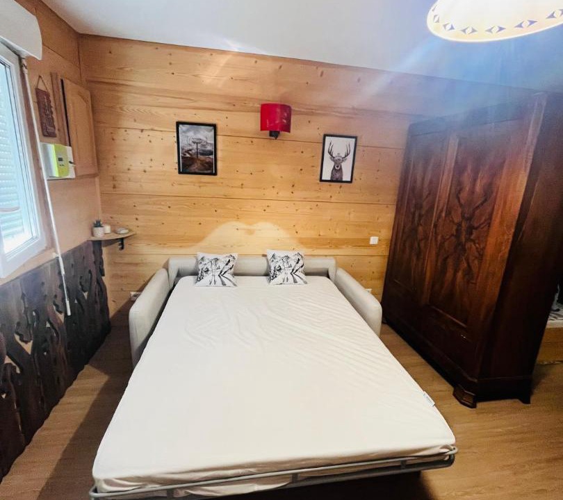 Photo of Bedroom in Premanon