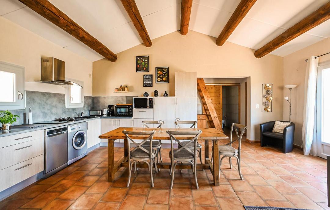 Photo of Kitchen in Saint-Andre-de-Roquepertuis