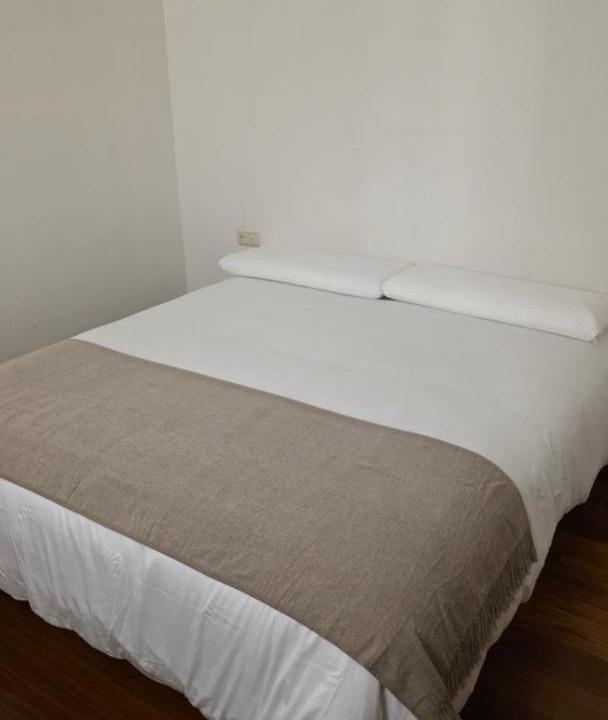 Photo of Bedroom in Gros