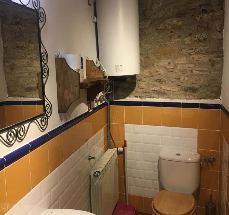 Photo of Bathroom in Revelillas