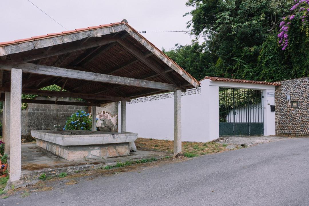 Photo of Others in A Guarda