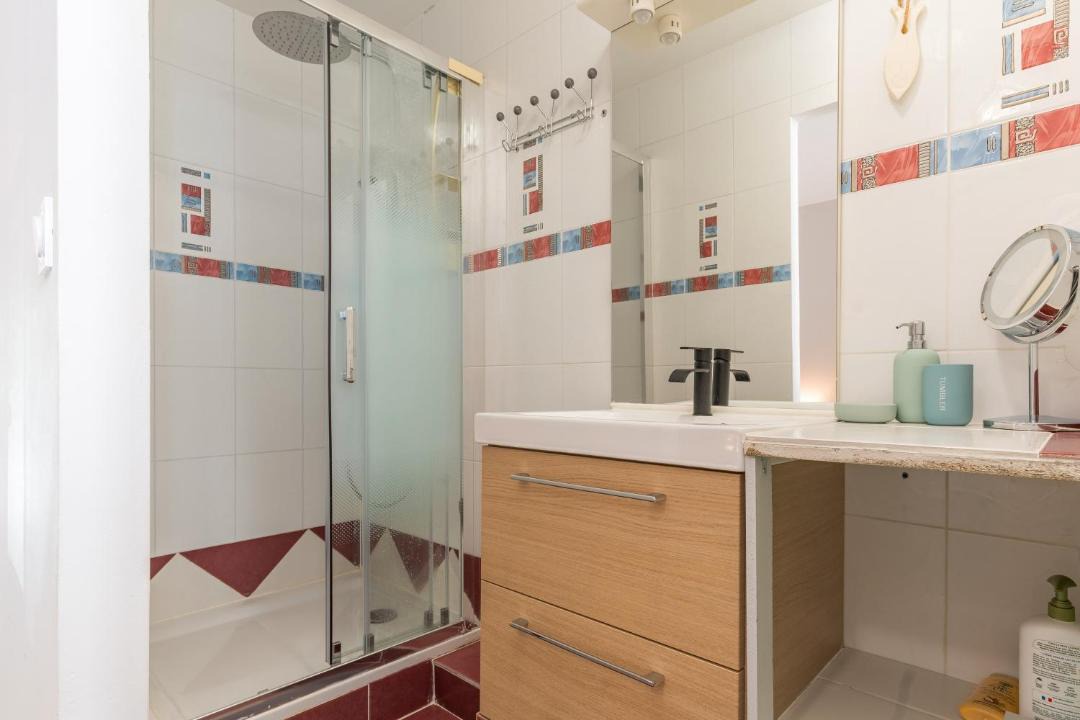 Photo of Bathroom in Lambesc