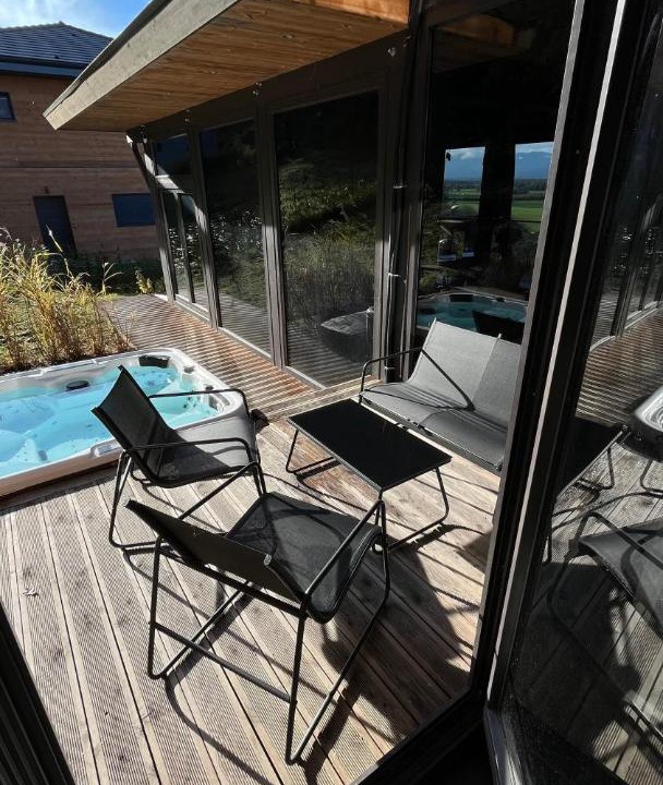 Photo of Patio Balcony in Massongy