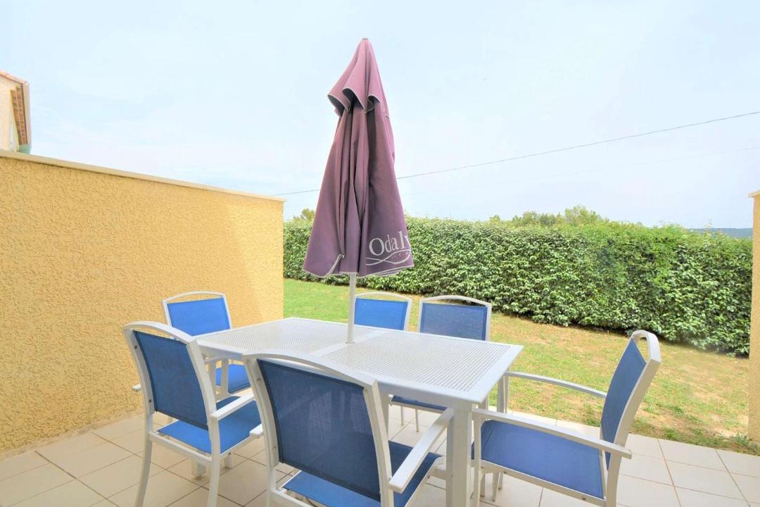 Photo of Patio Balcony in Salavas