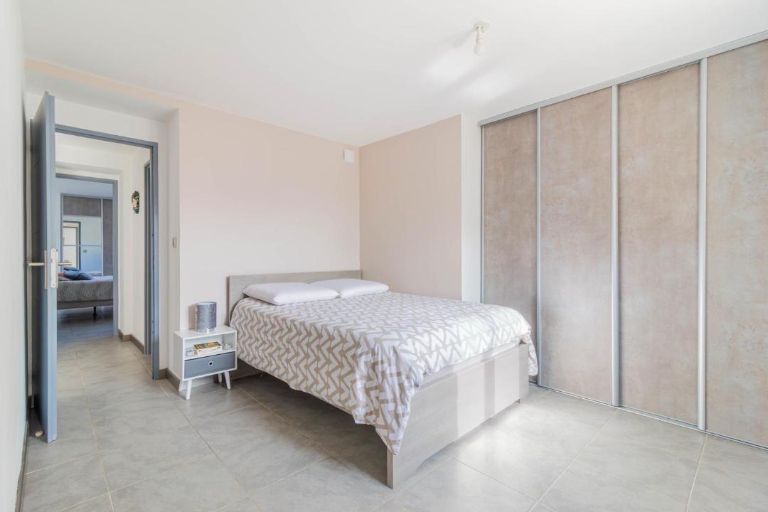 Photo of Bedroom in Port-de-Bouc