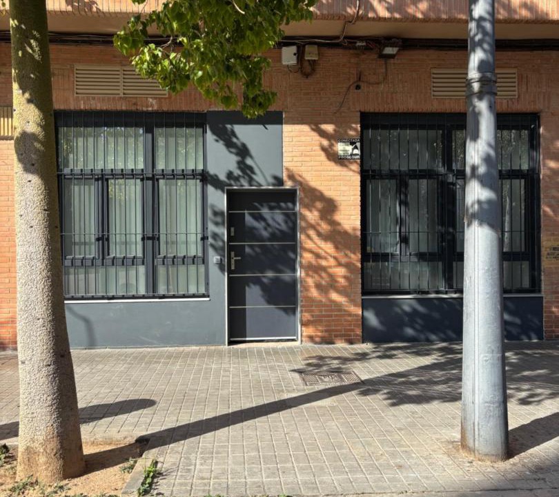 Photo of Others in En Corts