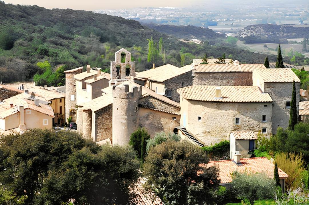 Photo of Buildings in Rousset